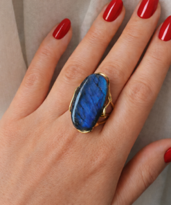 anello ovale in argento 925 placcato oro con labradorite naturale