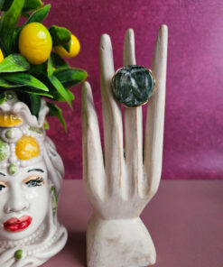 anello tondo con serafinite naturale