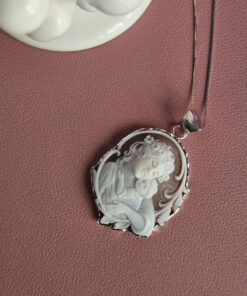 Alternative view of Dainty Chain Necklace with Shell Cameo Pendant