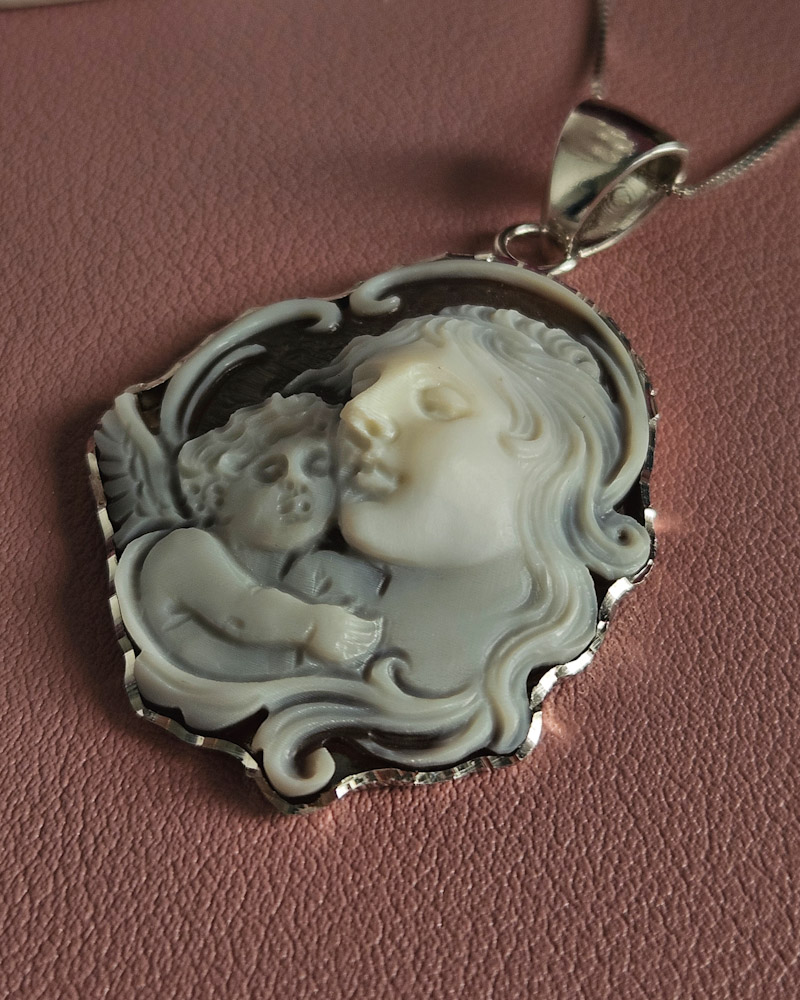 Dainty Chain Necklace with Shell Cameo Pendant - Image 3