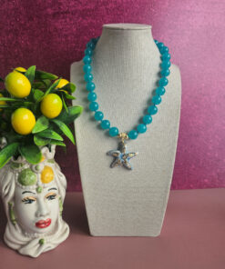 collana girocollo con giada azzurra e stella marina in ceramica di caltagirone