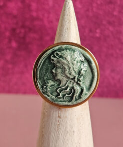 Alternative view of Lady Portrait Ceramic Cameo Ring