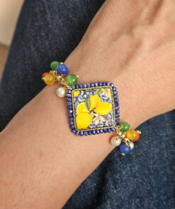 bracciale a catena con pietre colorate e maiolica di caltagirone