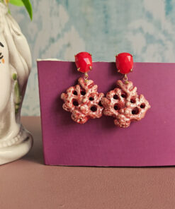 orecchini siciliani con rami di corallo borgogna e pietre rosse