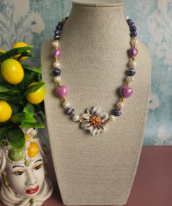 Alternative view of Collana Girocollo con Pietre Colorate e Fiore in Ceramica di Caltagirone