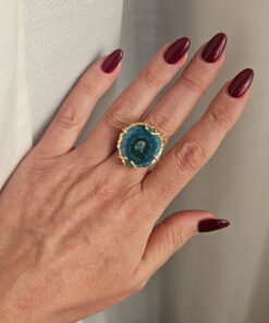 Alternative view of Anello Tondo con Agata Naturale