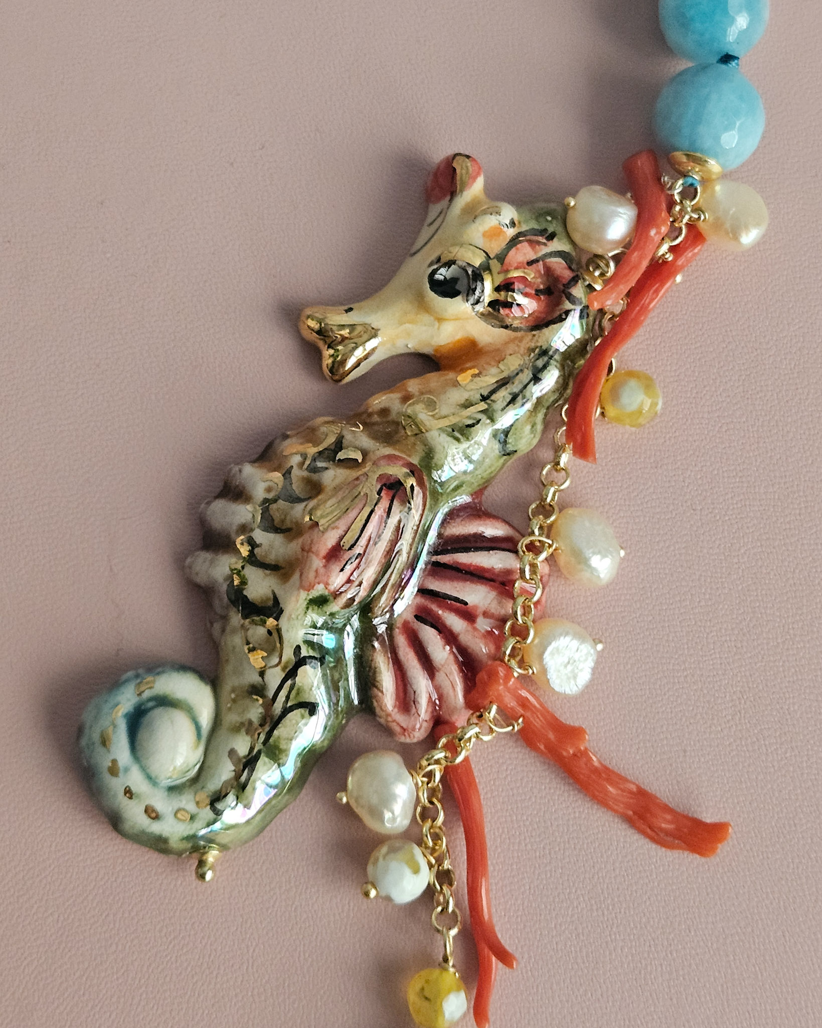 Collana Doppia con Angelite e Cavalluccio in Ceramica di Caltagirone - immagine 2