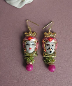 orecchini siciliani con teste di moro peridoto e radice di rubino