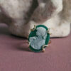 anello ovale in argento 925 placcato oro con cammeo naturale agata verde