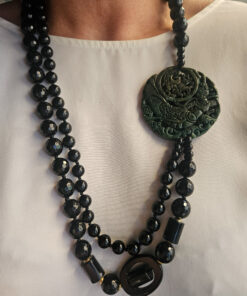 Alternative view of Collana Doppia con Onice Nero e Giada Burma Verde