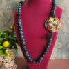 collana lunga siciliana con apatite naturale e ceramica di caltagirone dipinta a mano