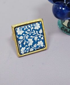 Alternative view of Anello Artigianale con Mattonella in Ceramica di Caltagirone