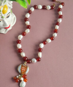 Alternative view of Collana Decollete con Perla, Corniola e Ciondolo in Ceramica di Caltagirone con Sant'Agata