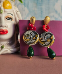 Orecchini Siciliani con Ceramica di Caltagirone, Corallo Bambù e Agata Verde