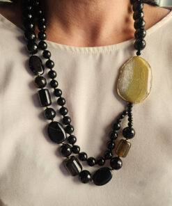 Alternative view of Collana Doppia con Agata Nera e Giada Naturale Gialla