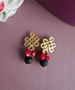 Alternative view of Orecchini a Clip con Pietra Lavica e Corallo Rosso