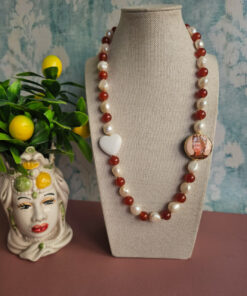 Collana Decollete con Perle, Corniola e Ceramica di Caltagirone con Sant'Agata