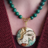 Collana Girocollo in Malachite con Ciondolo in Ceramica di Caltagirone
