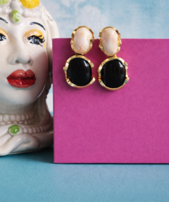 Orecchini al Lobo in Argento 925 Placcato Oro con Corallo Bianco e Onice