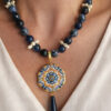 Collana Siciliana con Sodalite, Perle e Mattonella Arabesque in Ceramica di Caltagirone