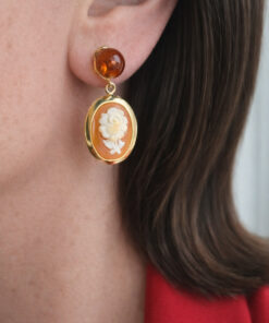 Orecchini in Argento 925 Placcato Oro con Ambra Naturale e Cammeo Floreale Scolpito dalla Conchiglia Corniola
