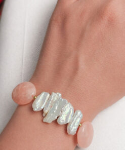 Bracciale con Quarzo Rosa, Giada Rosa Ovale e Scaglie di Perle