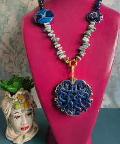 Alternative view of Collana Decollete con Occhio di Tigre Blu, Larimar e Ciondolo Giada Blu