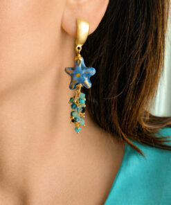 Alternative view of Orecchini Pendenti con Stelle Marine Blu in Ceramica di Caltagirone Dipinta a Mano e Cristalli Swarovski