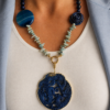 collana lunga con occhio di tigre blu larimar e ciondolo giada blu