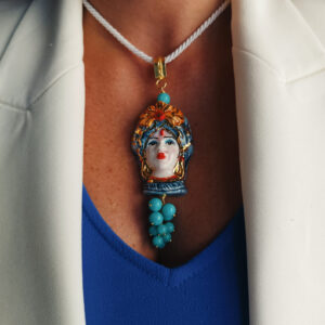 collana a corda con testa di moro in ceramica di caltagirone