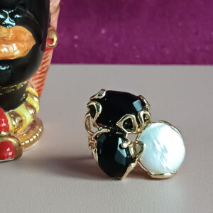 anello triplo con onice nero e perla barocca piatta