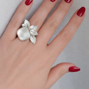 Anello Mezzo Fiore in Argento 925 con Pietra di Luna e Zircone