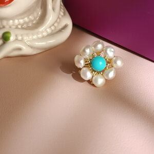Anello a fiore con perle di fiume e turchese 1