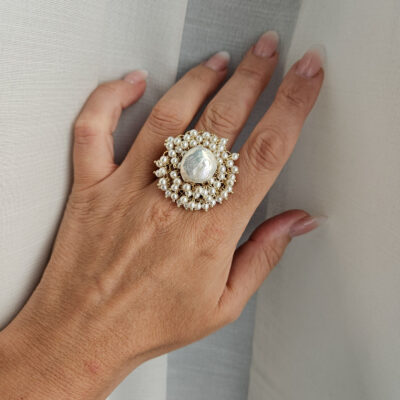 Anello con perline