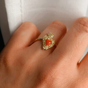 Anello in argento 925 con cuore sacro centrale 24