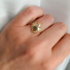 Anello in argento 925 con cuore sacro centrale 6