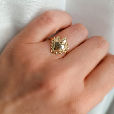 Anello in argento 925 con cuore sacro centrale 6