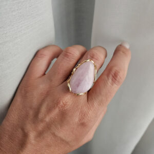 Anello ovale in argento 925 con kunzite naturale