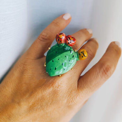 Anello siciliano con fico d'india in ceramica di caltagirone 4