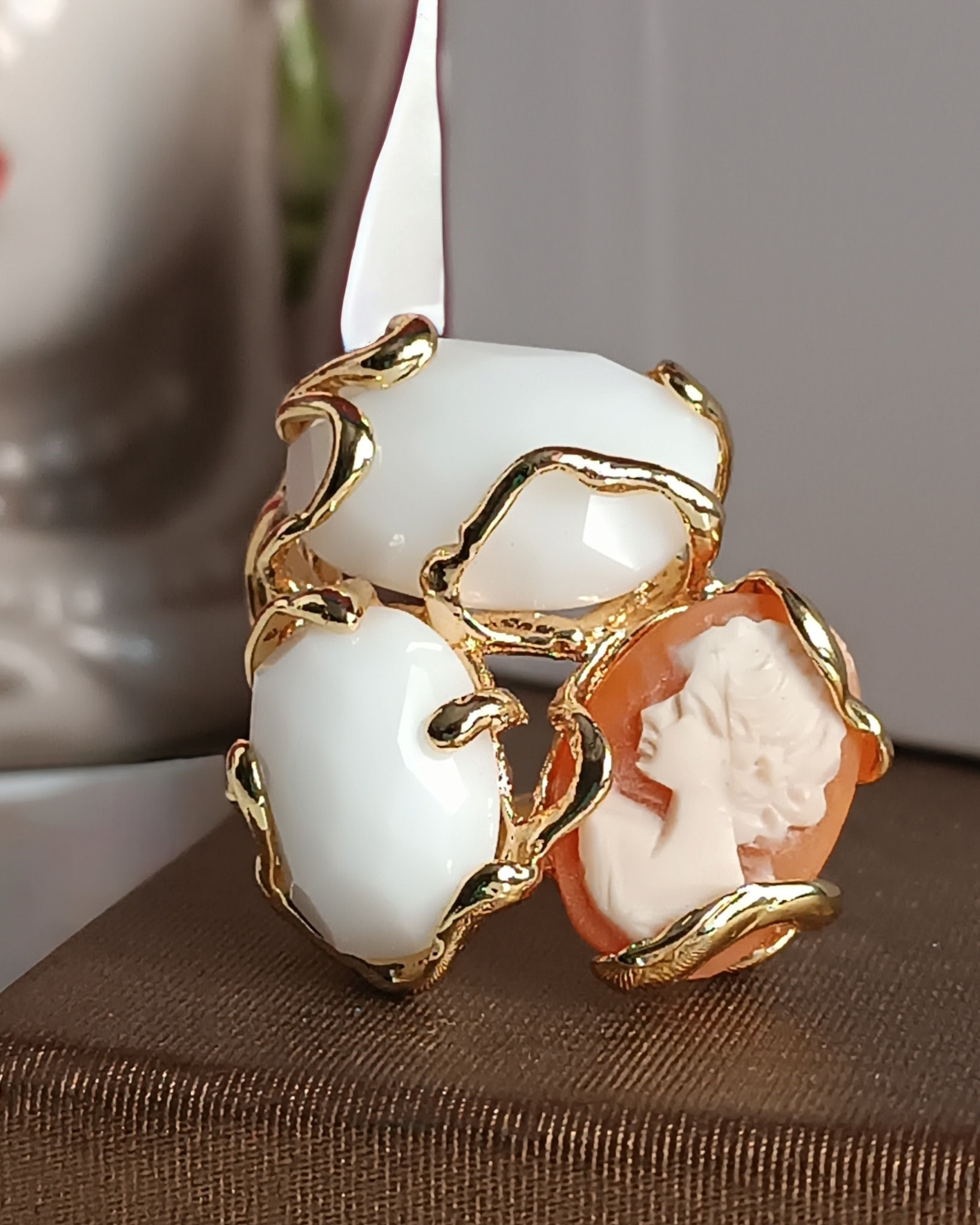 Anello triplo con agata bianca e cammeo conchiglia di torre del greco 7