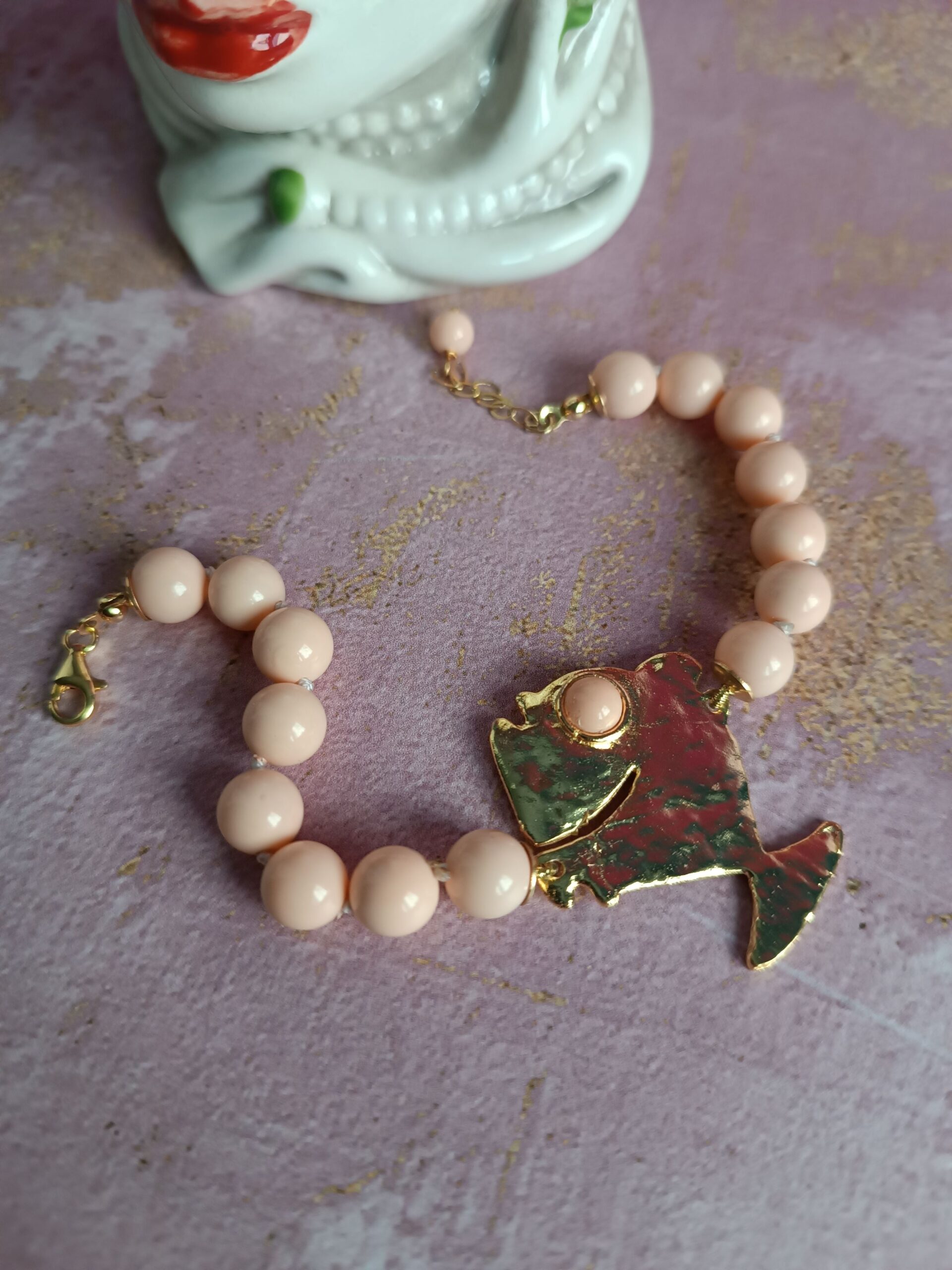 Bracciale con pietre rosa e pesciolino 4
