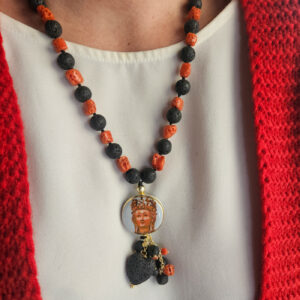 Collana Decollete con Pietra Lavica