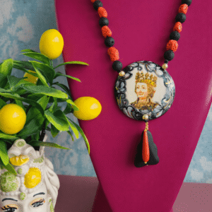 Collana Decollete con Pietra Lavica