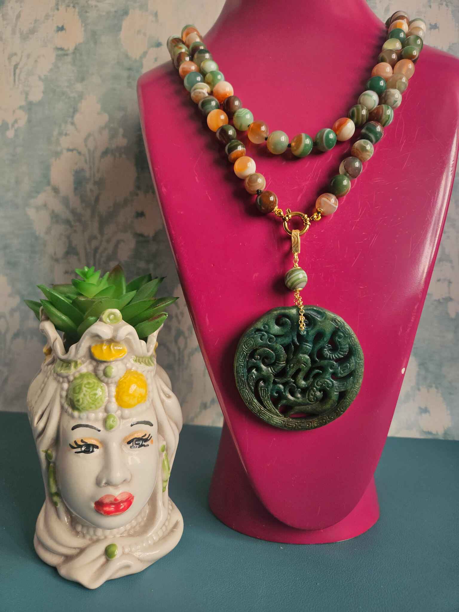 Collana Extra Lunga con Agata Sfumata e Ciondolo Giada Verde 1