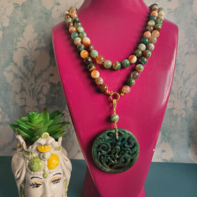 Collana Extra Lunga con Agata Sfumata e Ciondolo Giada Verde