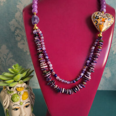 Collana Siciliana con Pietre Naturali Viola e Cuore in Ceramica di Caltagirone