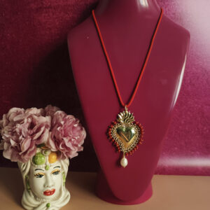 Collana a corda con ciondolo pendente cuore sacro 2