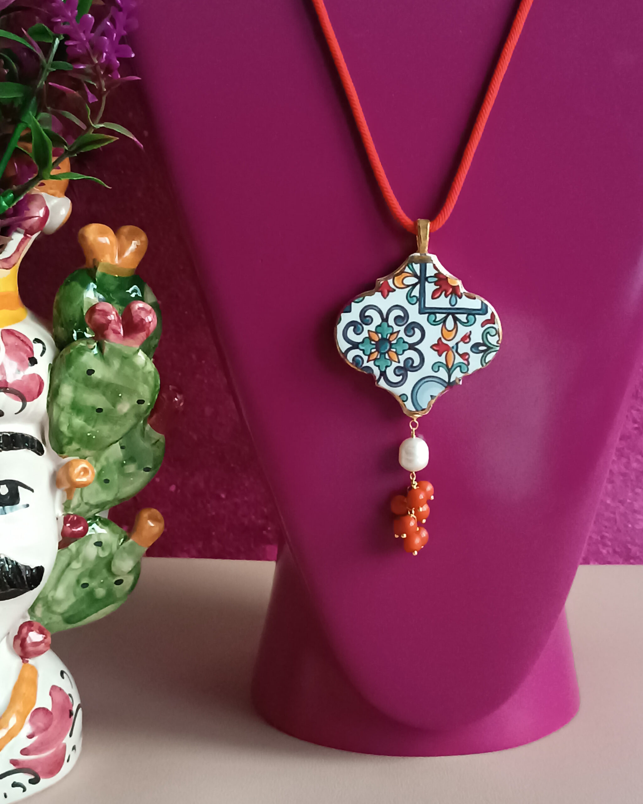 Collana a corda con maiolica di caltagirone 2