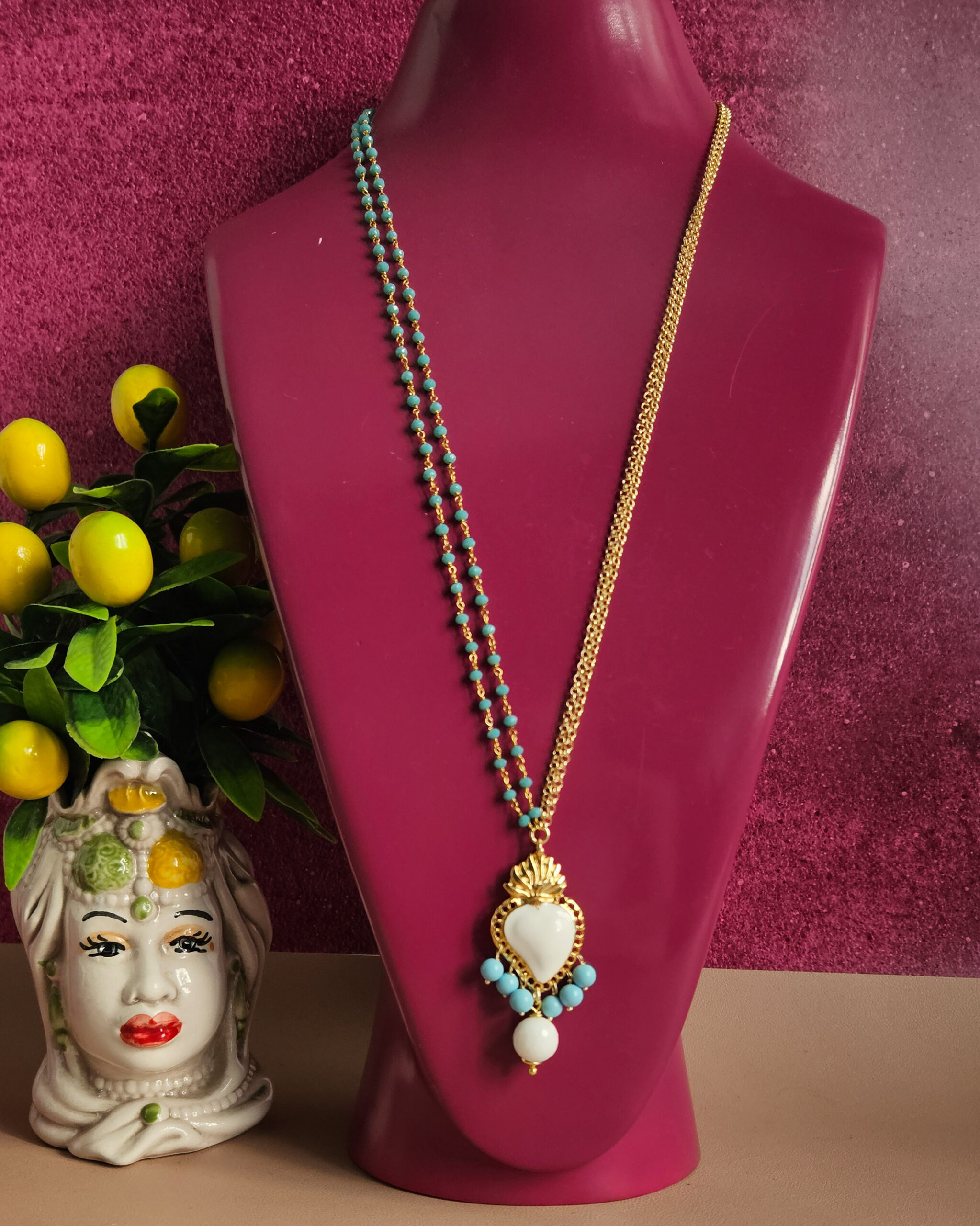 Collana doppio filo con catena rosario e cuore sacro