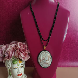 Collana extra lunga con cristalli neri e cammeo autentico di torre del greco